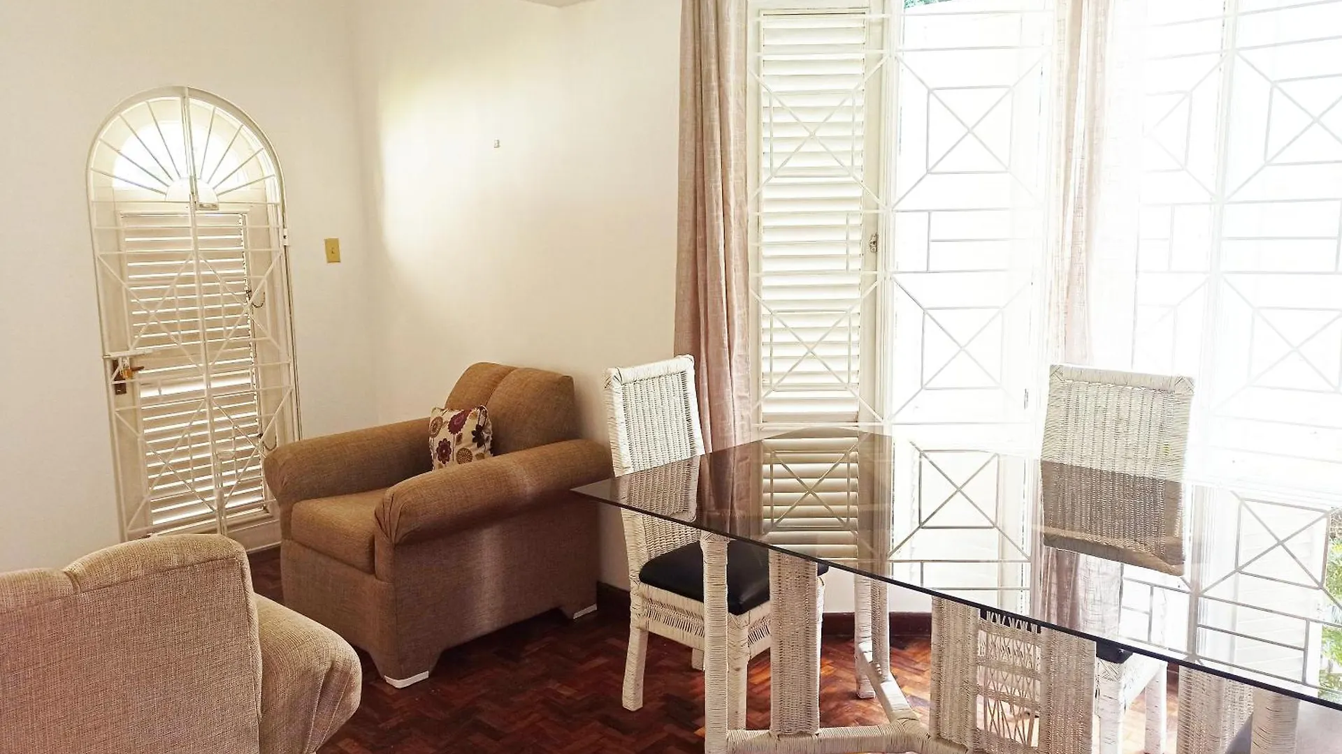 Columbus Heights Apt 26 F Ocho Rios